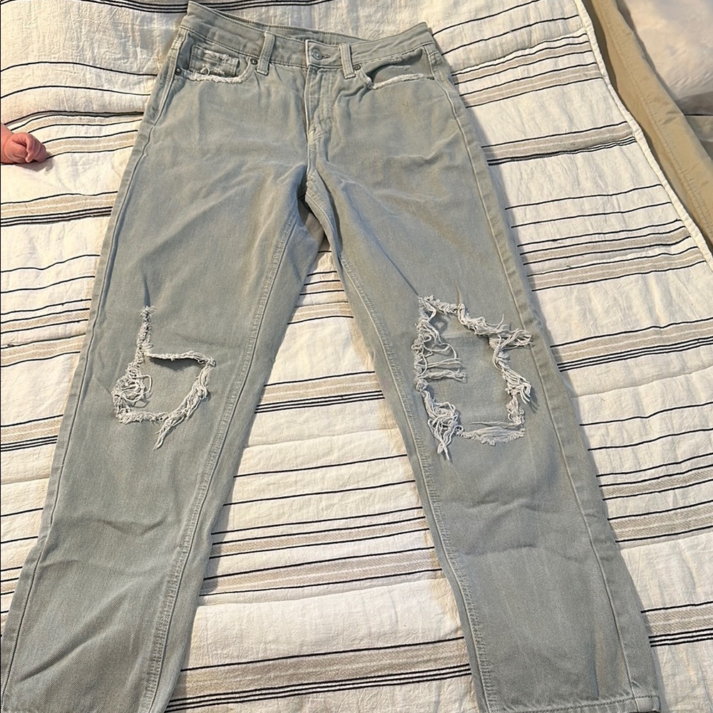 American Eagle Mom Straight Leg jeans